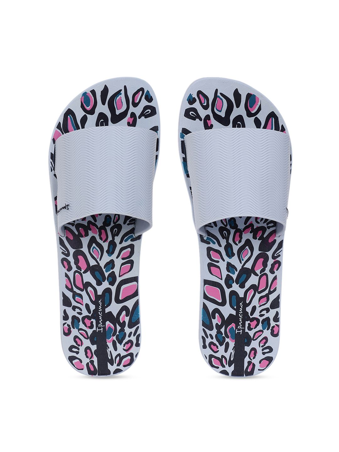 iPanema Women Blue Printed Sliders