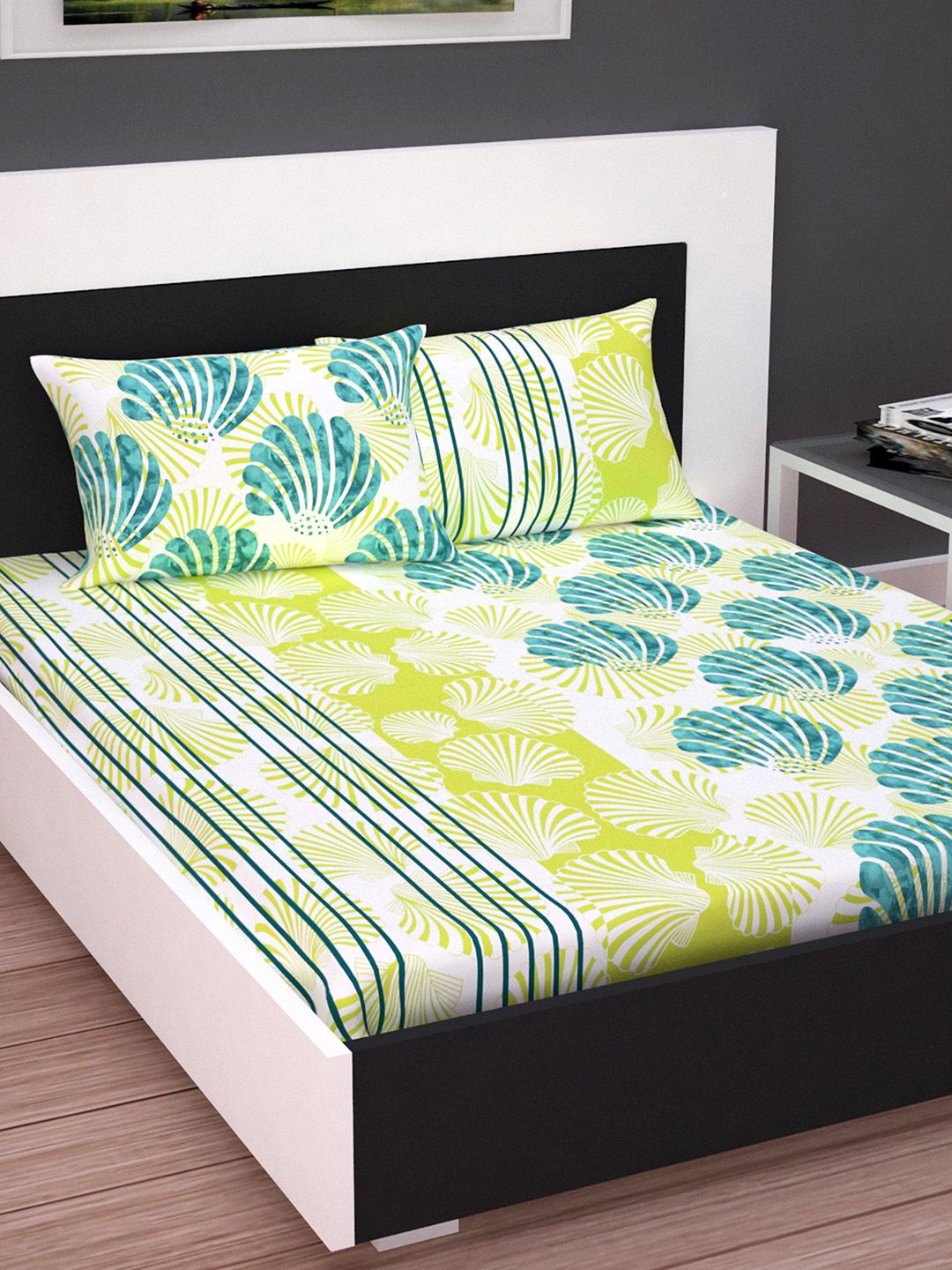 Divine Casa Turquoise Blue & Green Ethnic Motifs 144 TC Cotton 1 King Bedsheet with 2 Pillow Covers Price in India