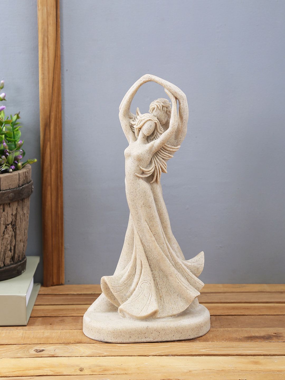 TAYHAA Beige Couple Dancing With Passion Figurine Price in India