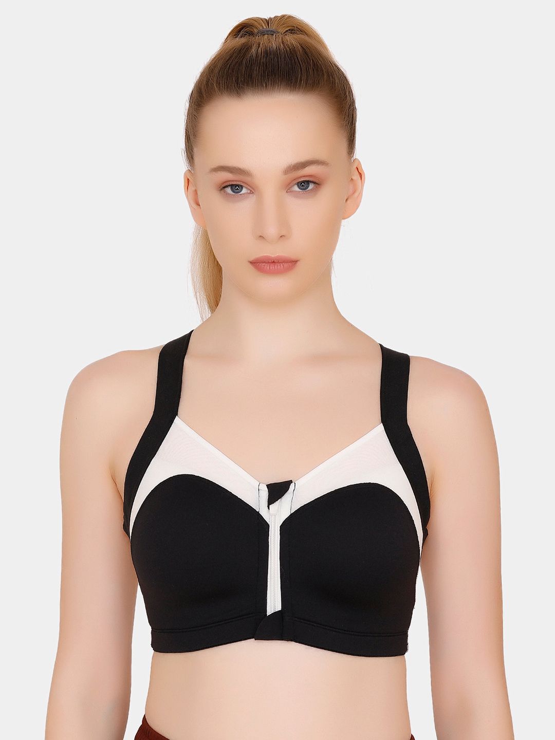 Zelocity by Zivame Black & White Colourblocked Non-Wired Non Padded Sports Bra Price in India