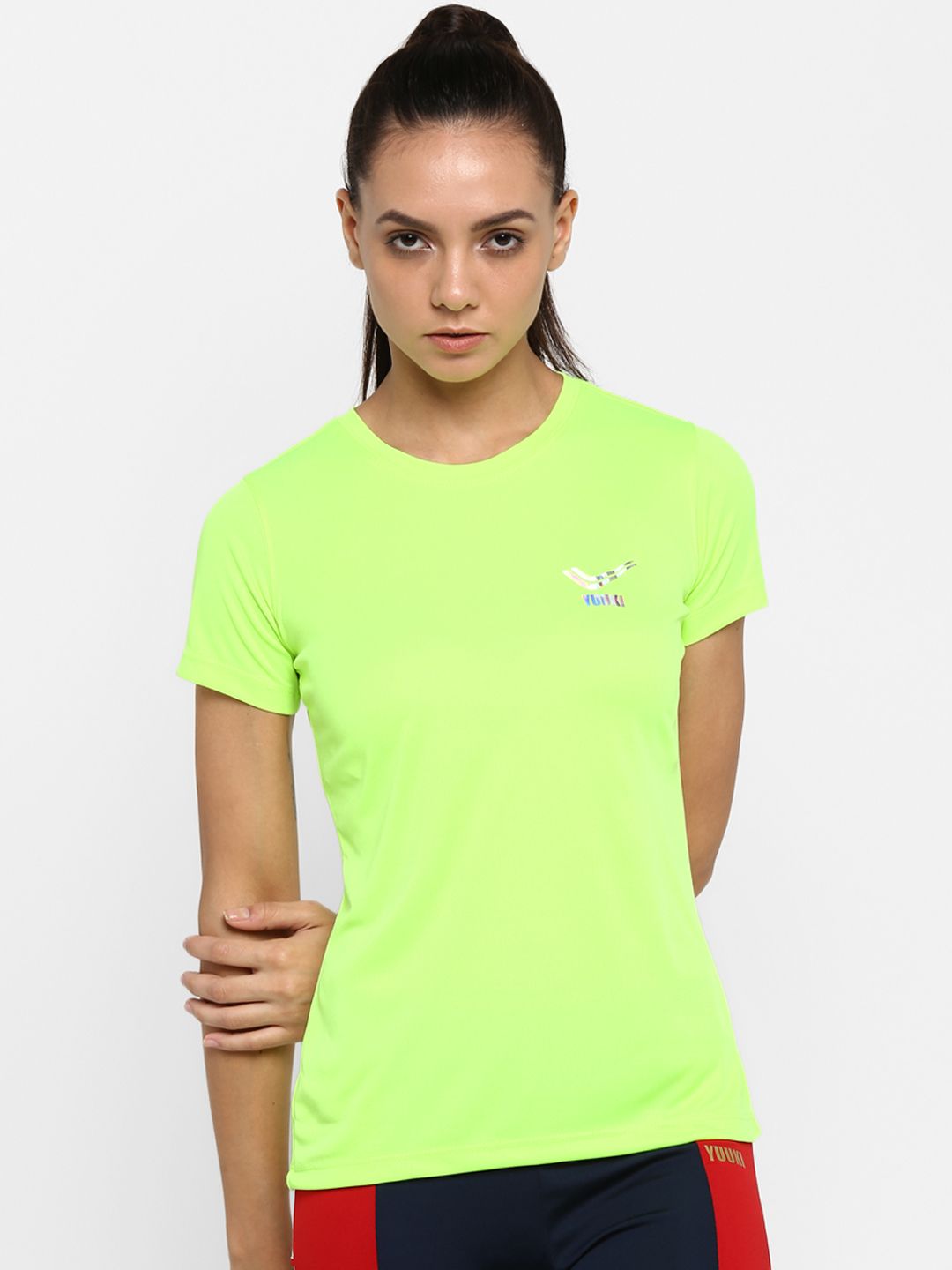 Yuuki Women Green Solid Round Neck T-shirt Price in India