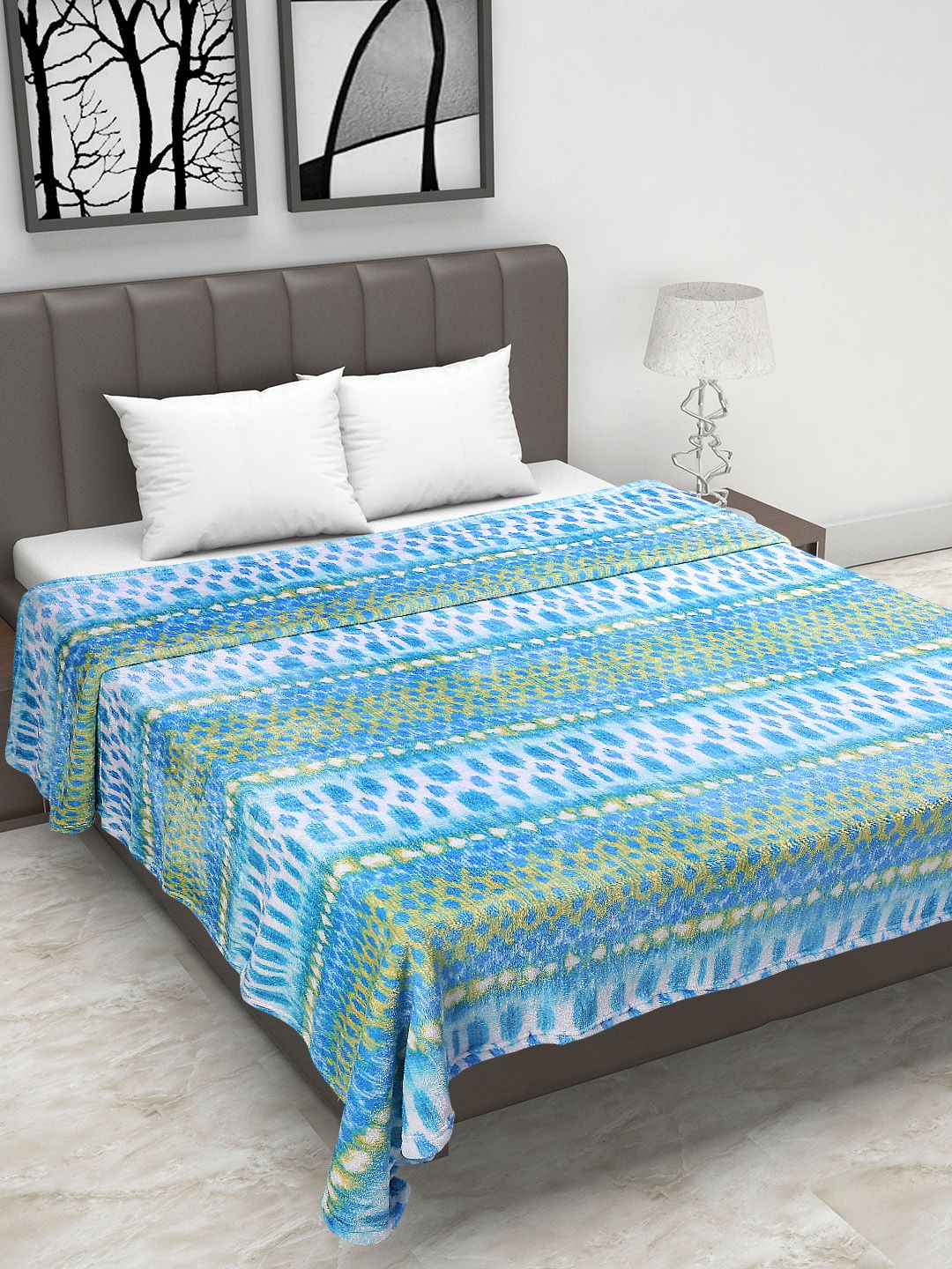 Status Green Printed Mild Winter 200 GSM Double Bed Blanket Price in India