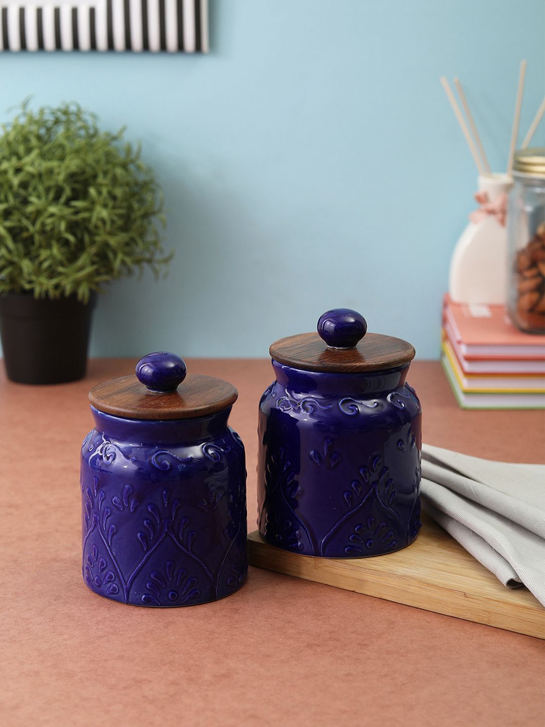 VarEesha Set of 2 Blue & Brown Printed Jars With Lid Price in India