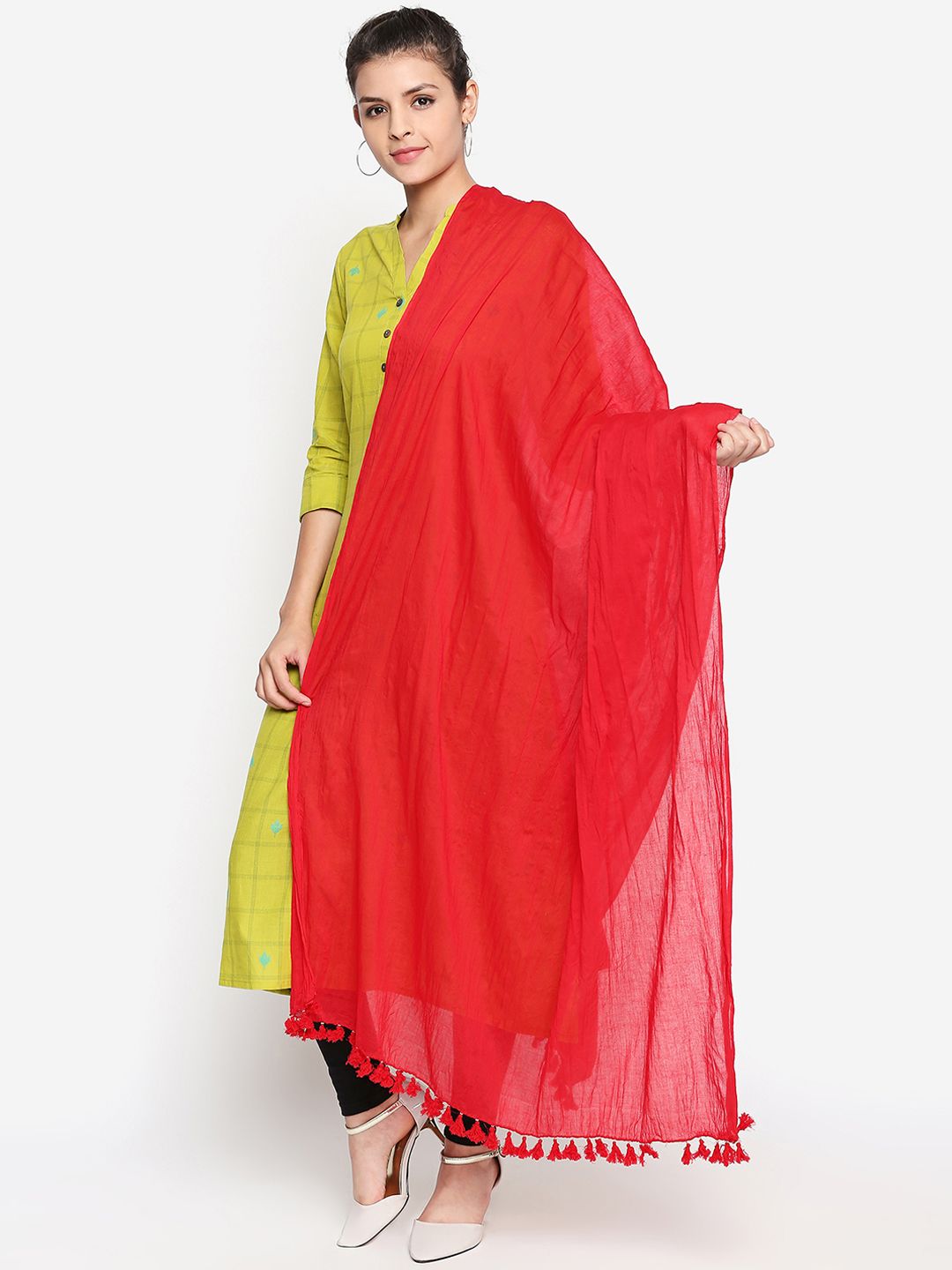 RANGMANCH BY PANTALOONS Women Red Solid Dupatta Price in India