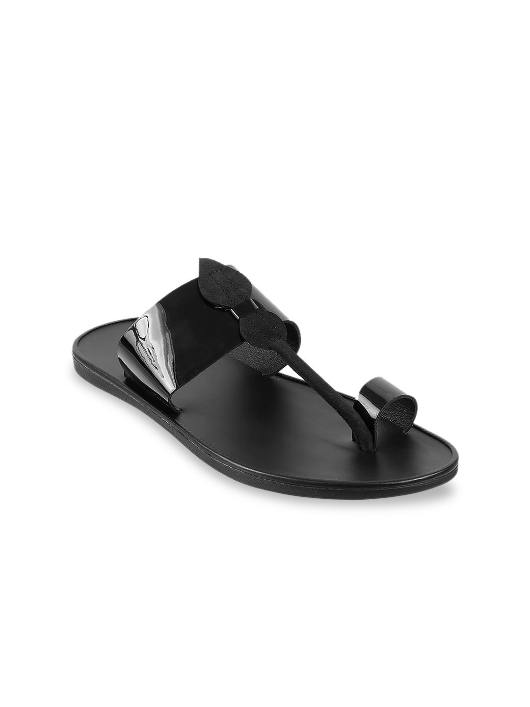 Mochi Men Black Solid Comfort Sandals