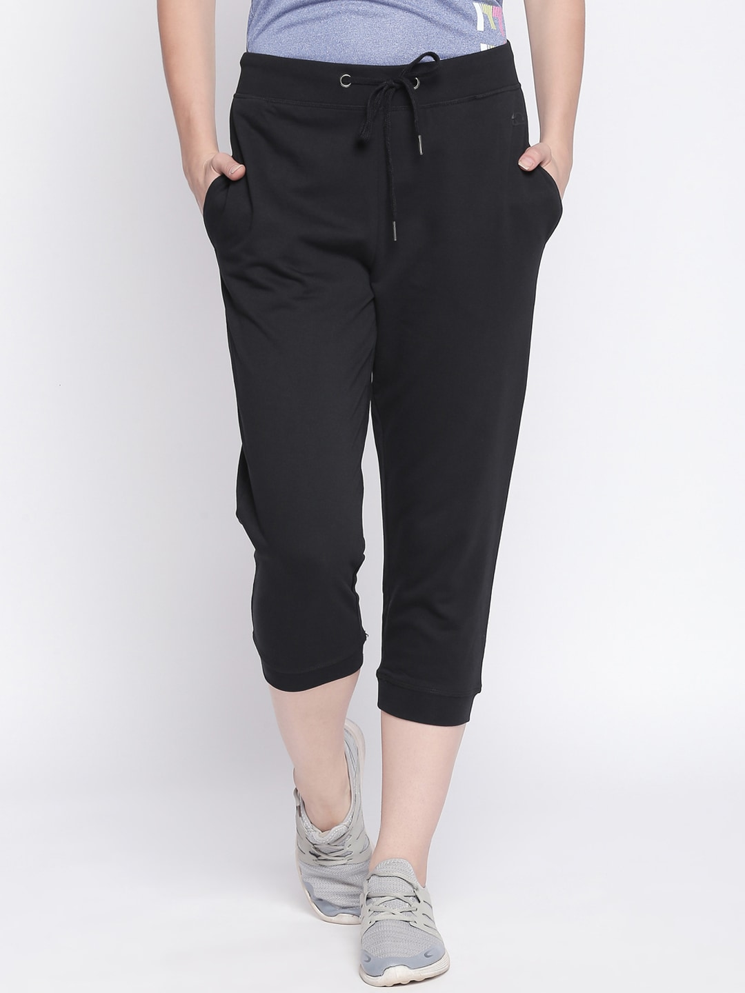 Ajile by Pantaloons Women Black Solid Slim-Fit Joggers Price in India