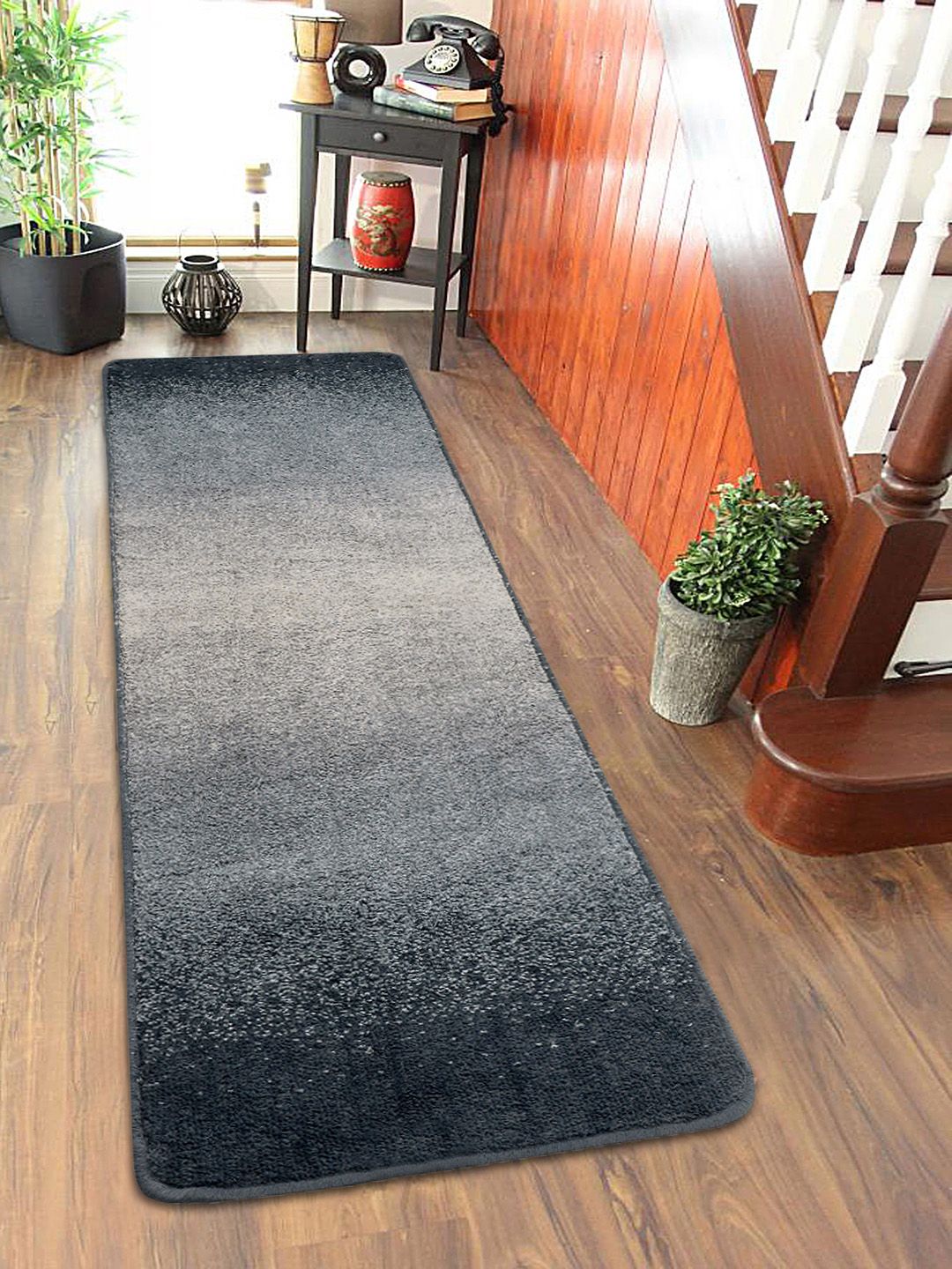 Saral Home Grey Aeon Design Anti-Skid Floor Runner Price in India