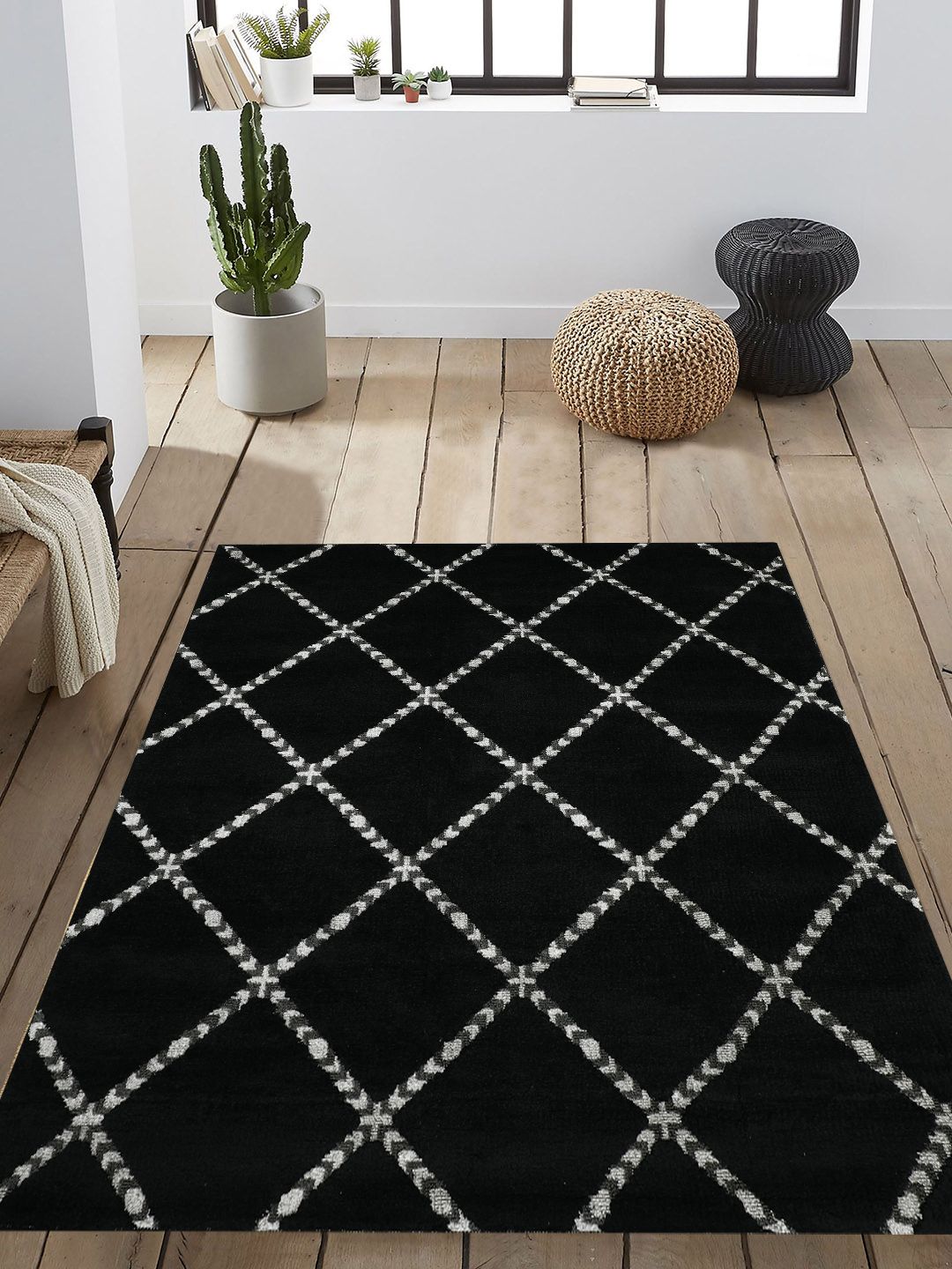 PRESTO Black & White Geometric Printed Anti-Skid Carpet Price in India