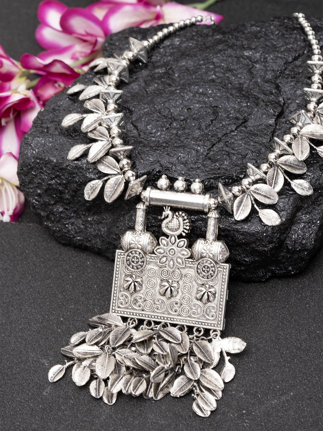 Moedbuille Silver-Toned Brass-Plated Handcrafted Tasselled Necklace Price in India