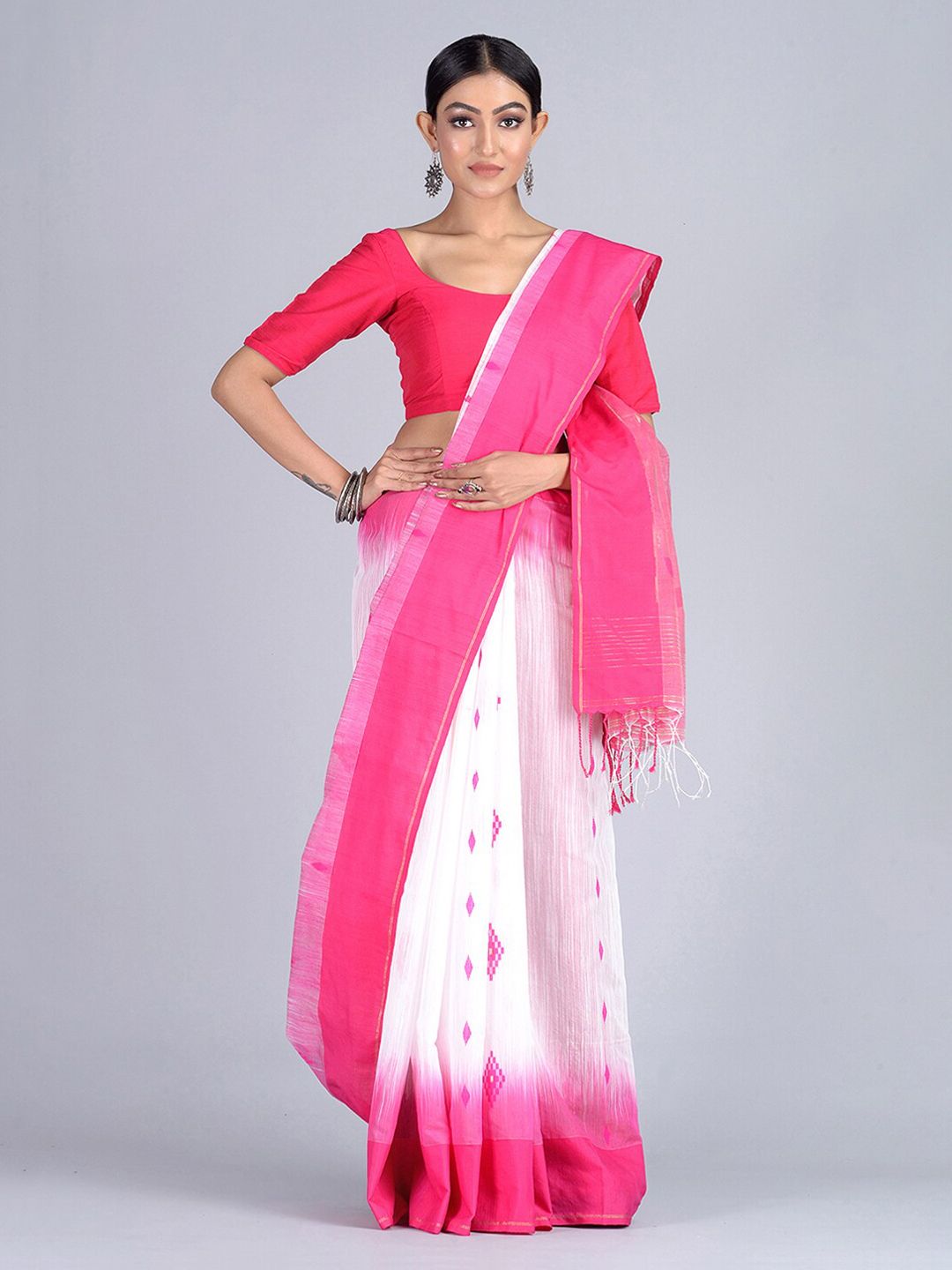 Mitera White & Pink Silk Cotton Woven Design Handloom Taant Saree Price in India