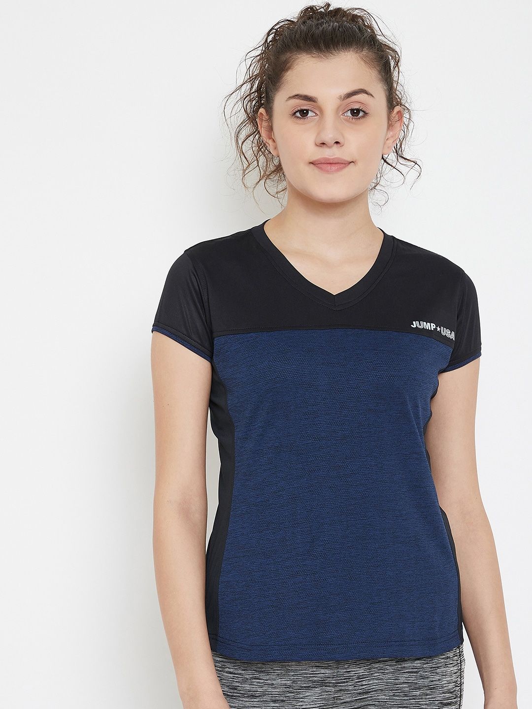 JUMP USA Women Blue Colourblocked V-Neck T-shirt Price in India