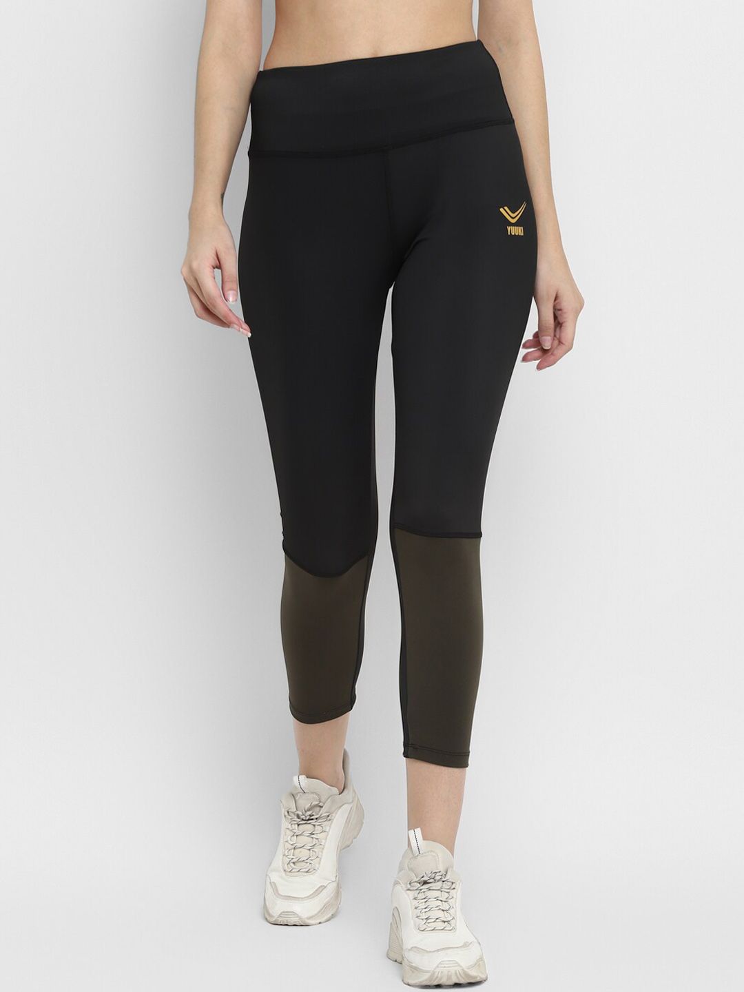 Yuuki Women Black & Olive Green Colourblocked Gym Tights Price in India