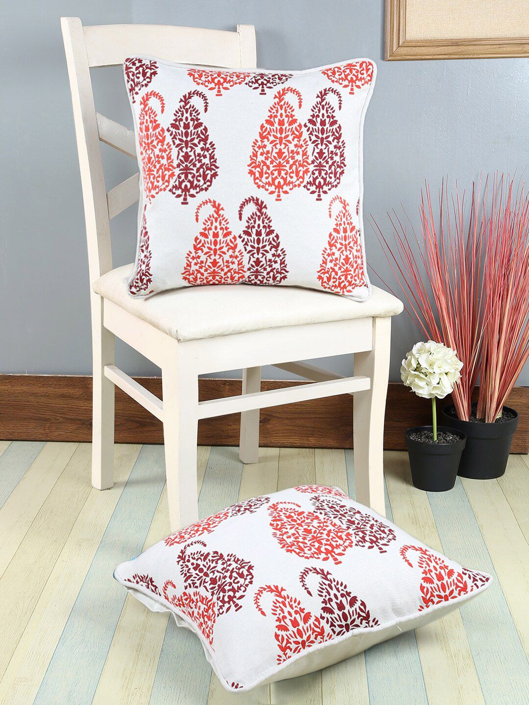 Soumya White Set of 2 Floral Square Cushion Covers Price in India