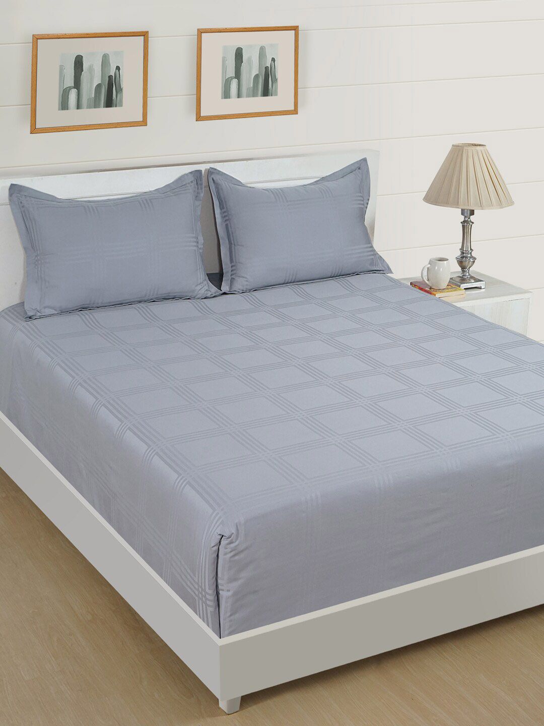 SWAYAM Grey Solid 600 TC Cotton 1 Queen Bedsheet with 2 Pillow Covers Price in India