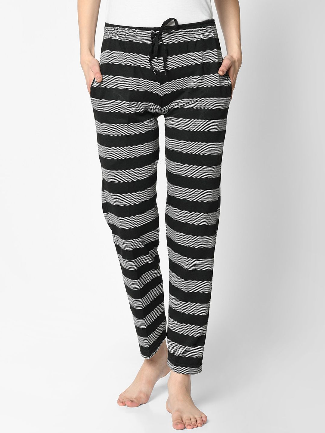 VIMAL JONNEY Women Black & White Printed Lounge Pants Price in India