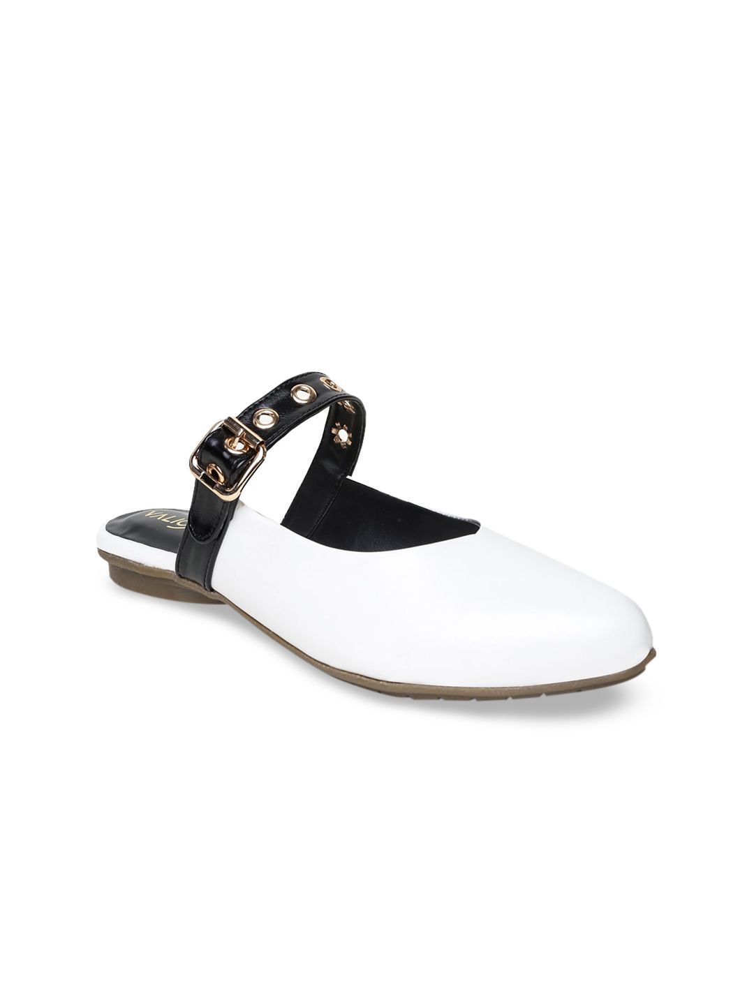 VALIOSAA Women White Embellished Ballerinas