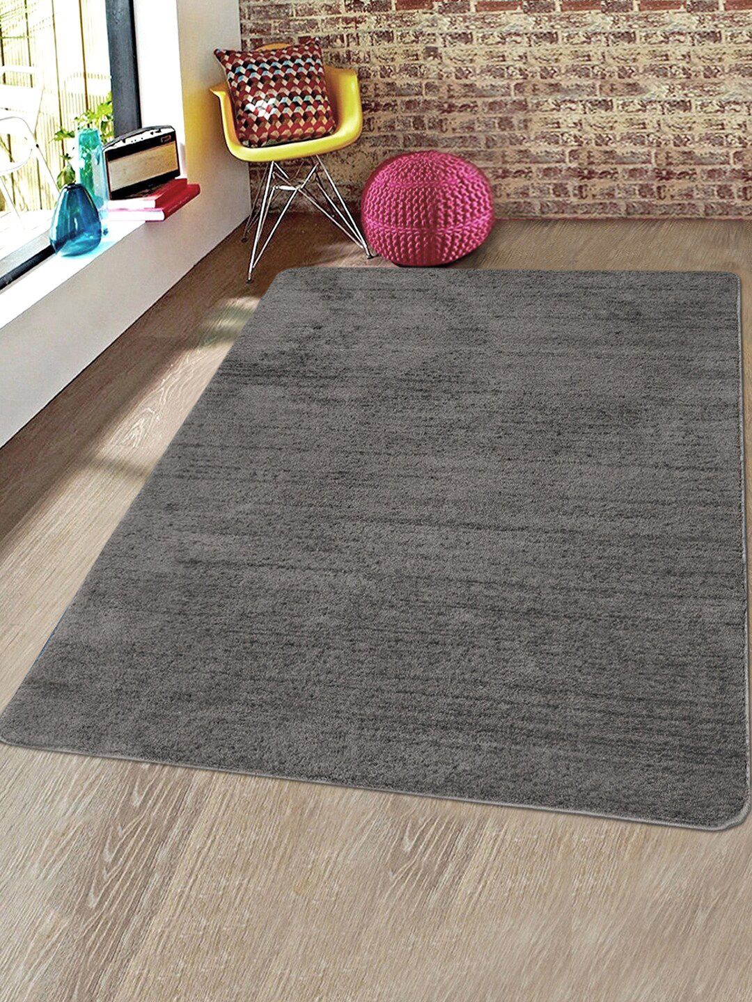 Saral Home Grey Solid Shaggy Yarn Anti-Skid Carpet Price in India