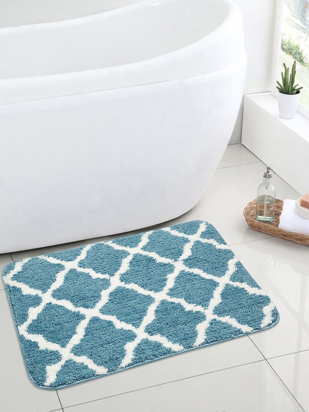Saral Home Turquoise Blue & White Ogee Design Anti-Skid Bath Rug Price in India