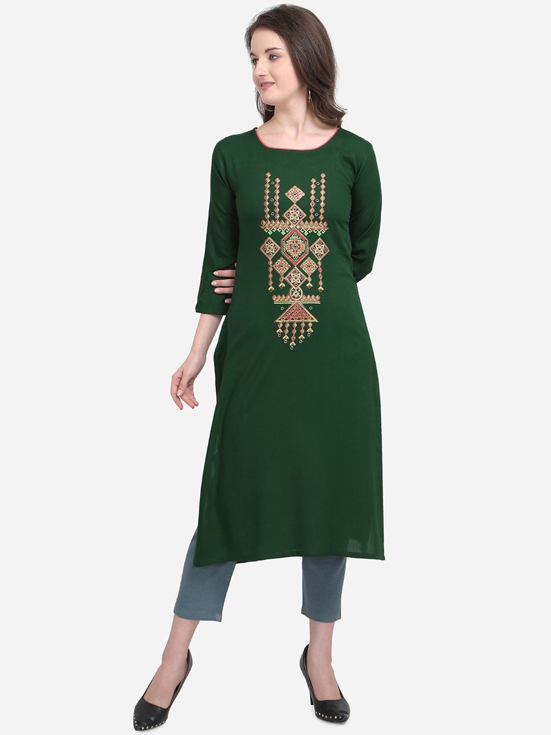 Kvsfab Women Green & Red Embroidered Straight Kurta