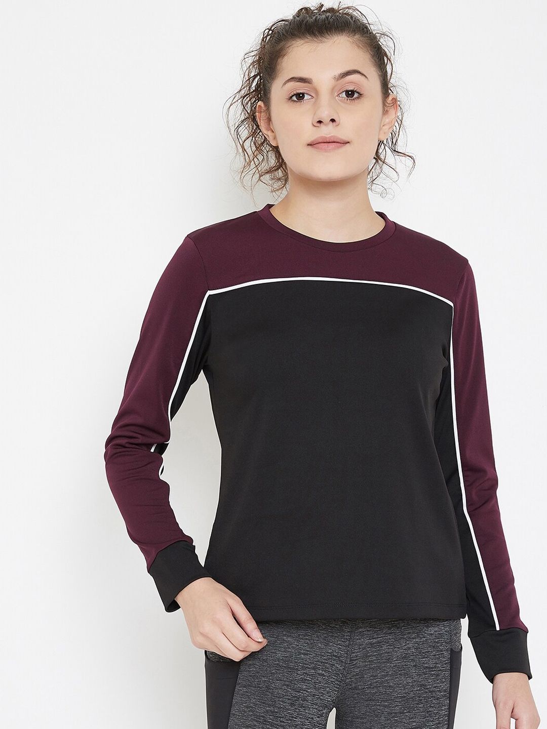 PERFKT-U Women Black & Burgundy Colourblocked Sweatshirt Price in India