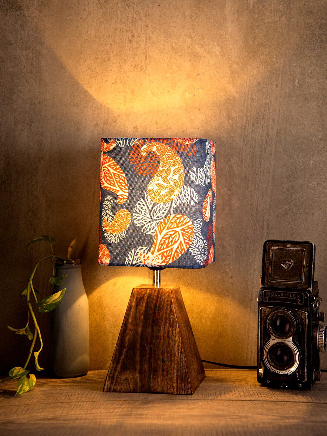 green girgit Blue & Orange Paisley Printed Pyramid Table Lamp Price in India