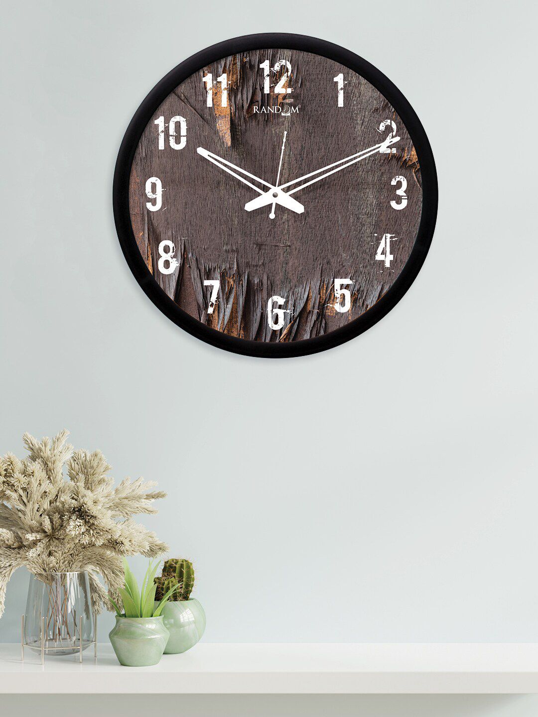 RANDOM Black Round Solid Analogue Wall Clock Price in India