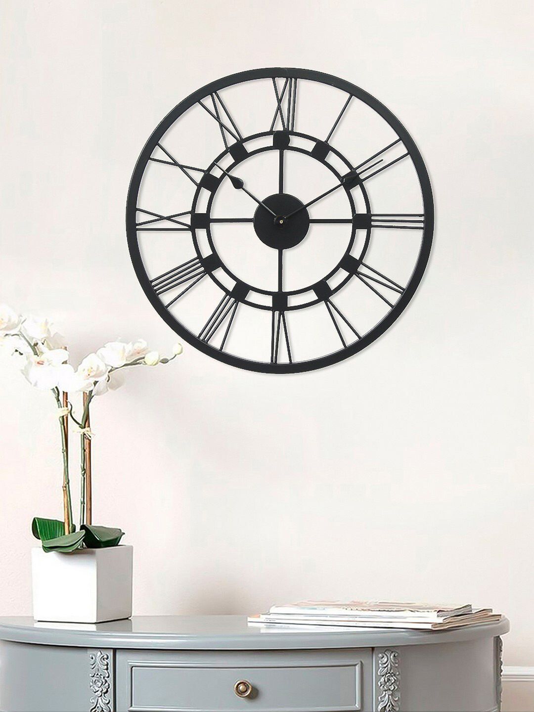 eCraftIndia Black Handcrafted Round Solid 45 x45 cm Analogue Wall Clock Price in India