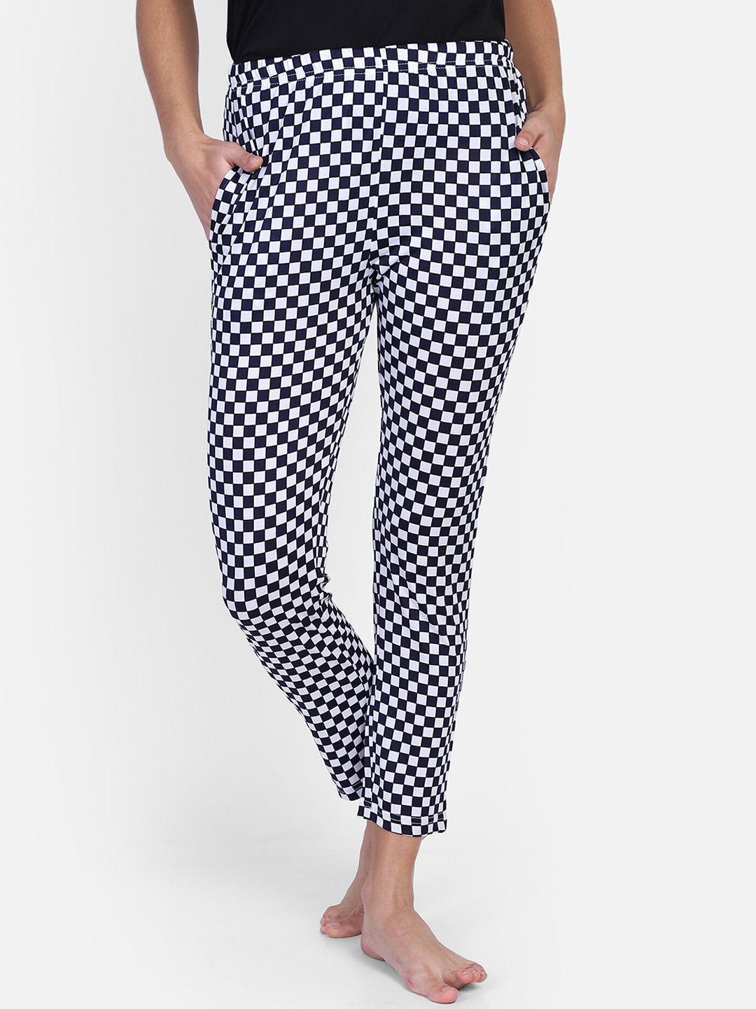 PROTEENS Women White & Black Checked Slim Fit Lounge Pants Price in India