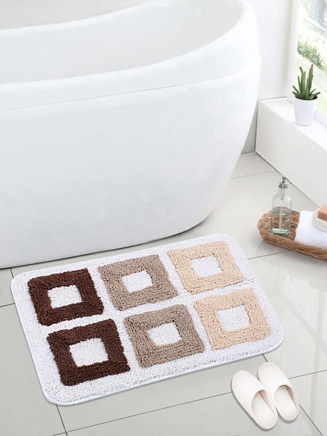 Saral Home Beige Geometric Patterned Anti-Skid Soft Cotton 110 GSM Bathmat Price in India