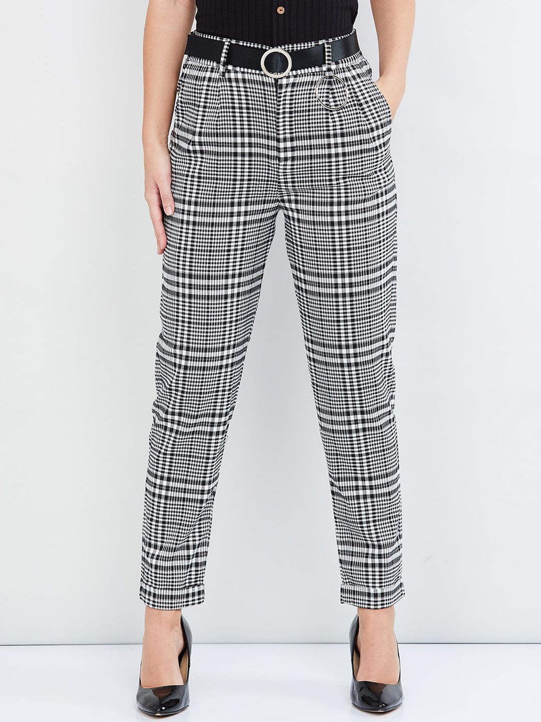 max Women White & Black Slim Fit Checked Regular Trousers