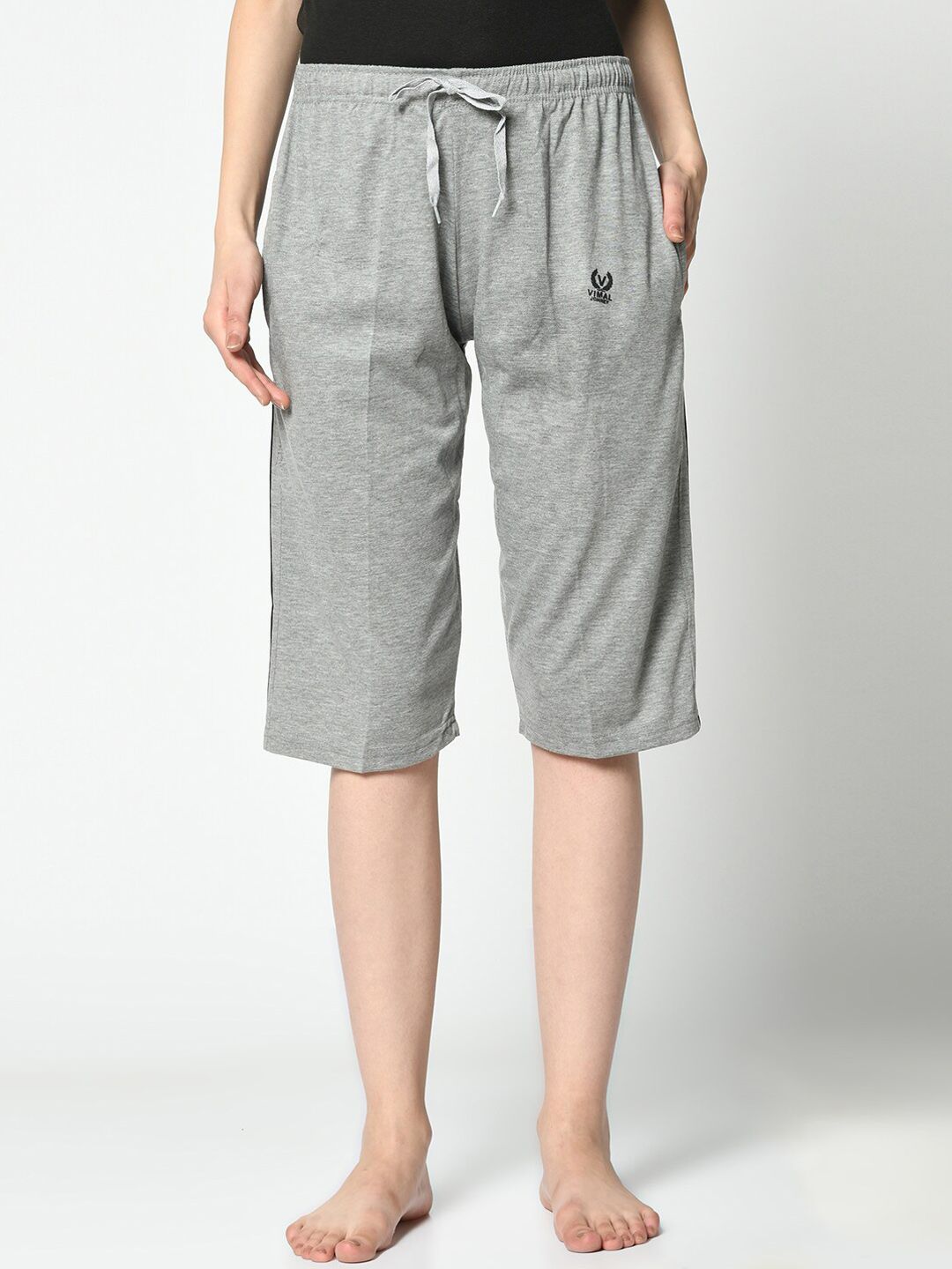 VIMAL JONNEY Women Grey Melange Solid 3/4Th Lounge Pants With Side Stripes Price in India