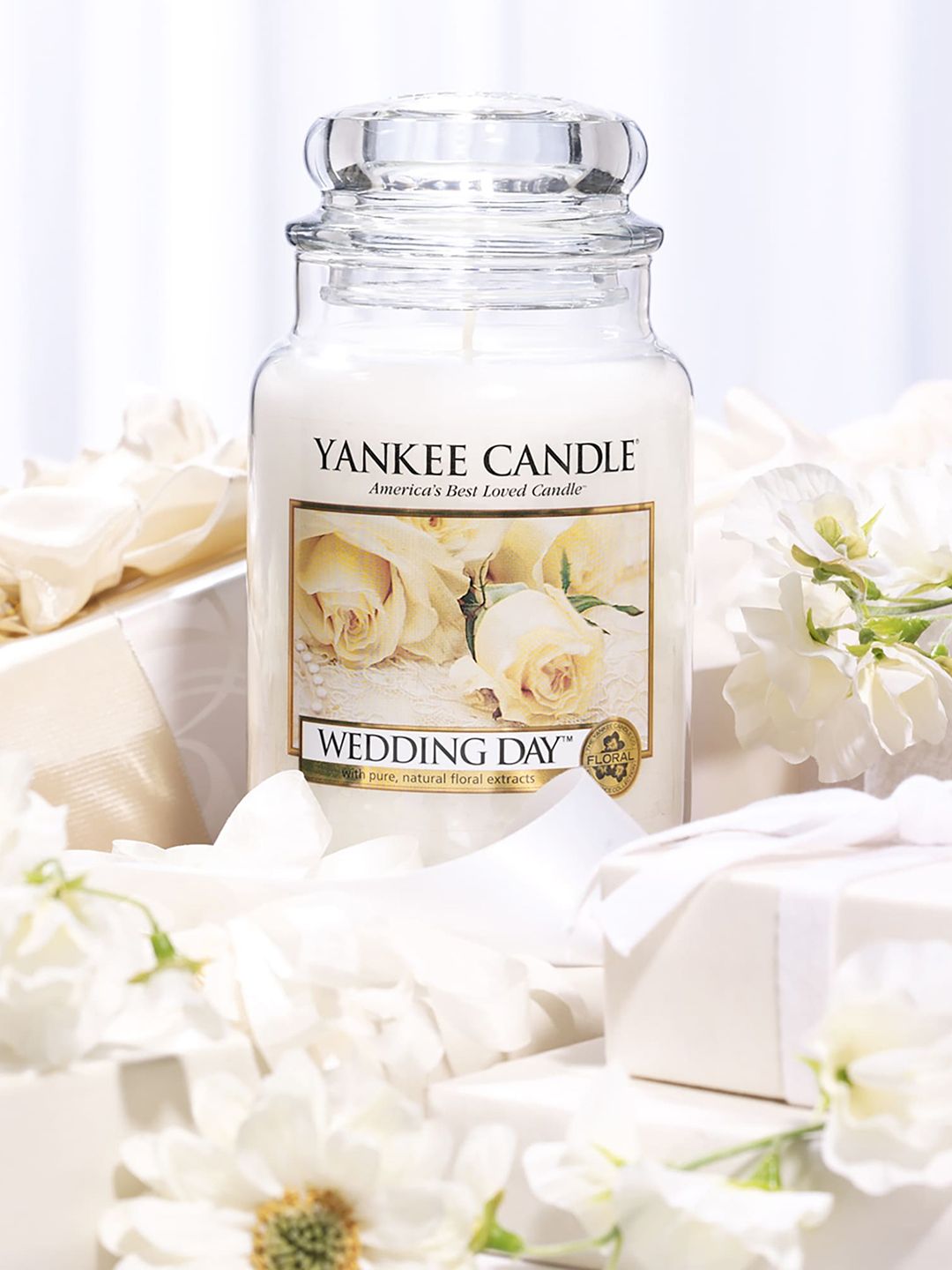 YANKEE CANDLE White Classic Large Jar Wedding Day Scented Candles Price in India