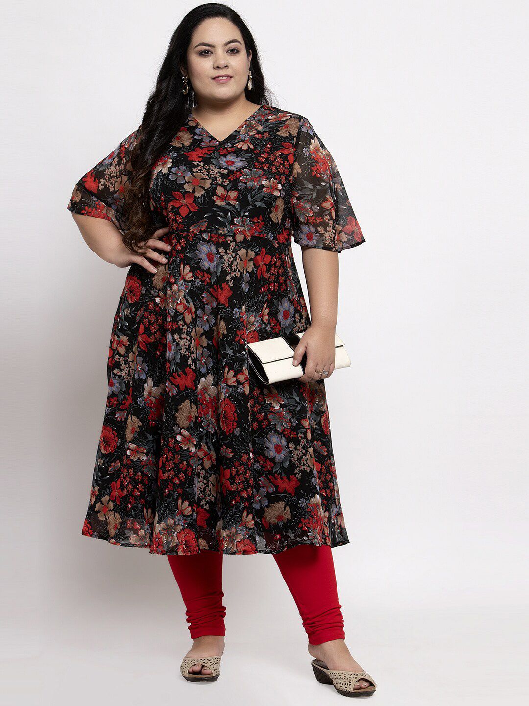 plusS Women Black & Red Floral Printed Anarkali Kurta Price in India