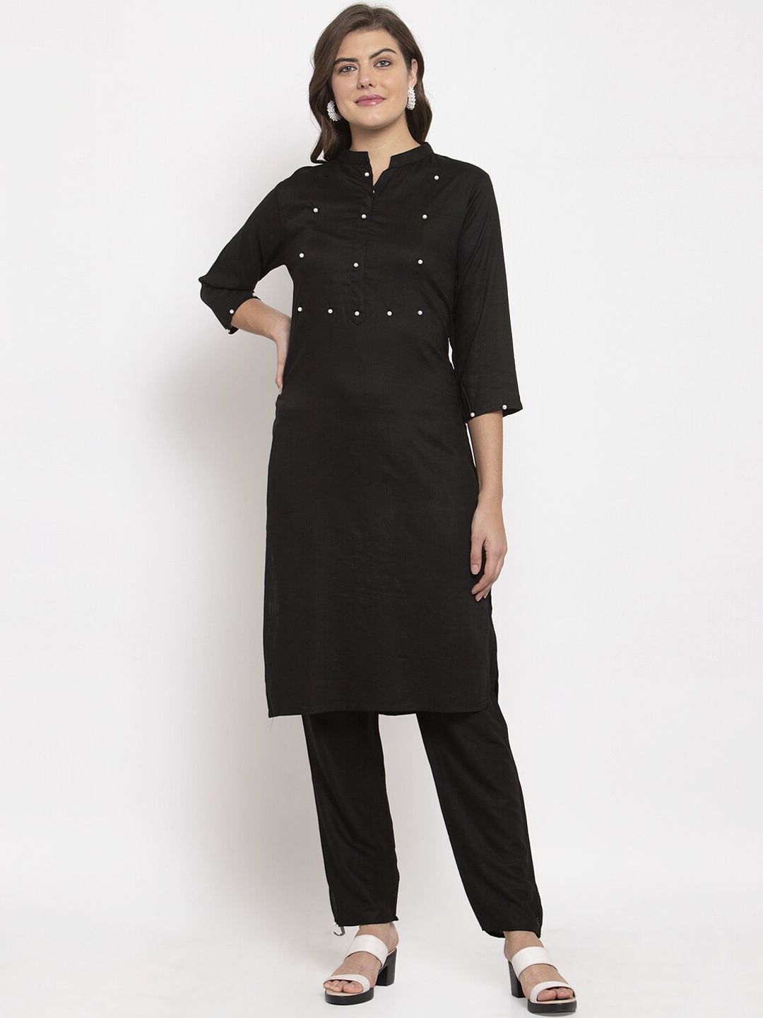 SOUNDARYA Women Black Solid Kurta with Pyjamas