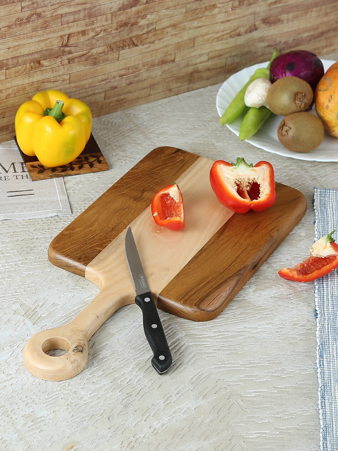 Safal Beige & Brown Pure Natural Wooden Two Tone Effect Sustainable Chopping Board Price in India