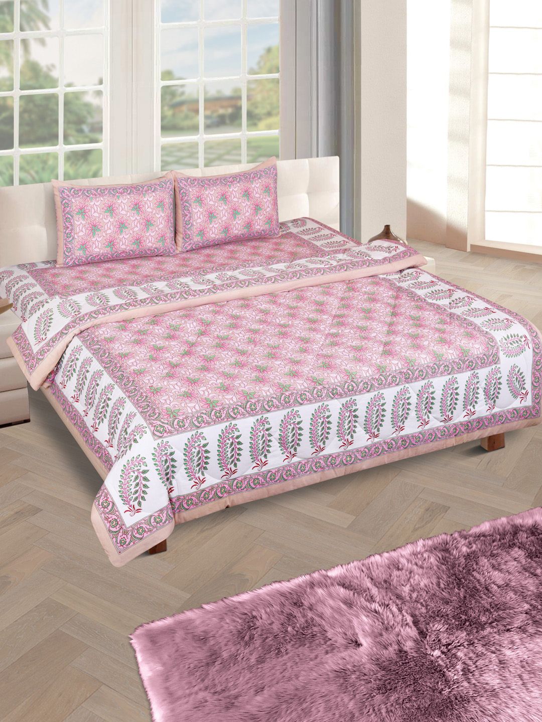 ROMEE Pink & White Printed Reversible Quilt with King Size Bedsheet & 2 Pillow Covers Price in India