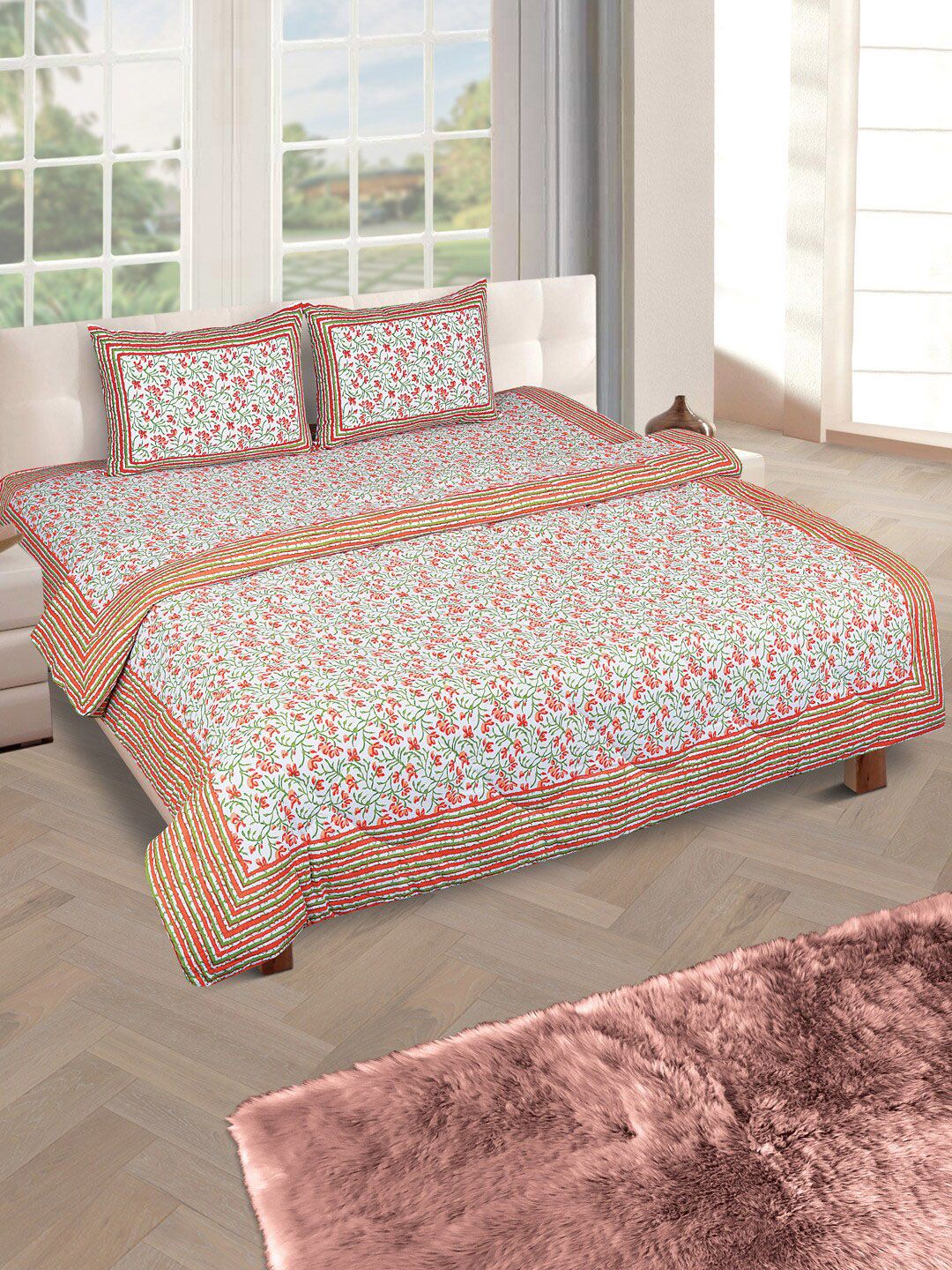 ROMEE Off White & Orange Print Reversible Quilt with King Size Bedsheet & 2 Pillow Covers Price in India
