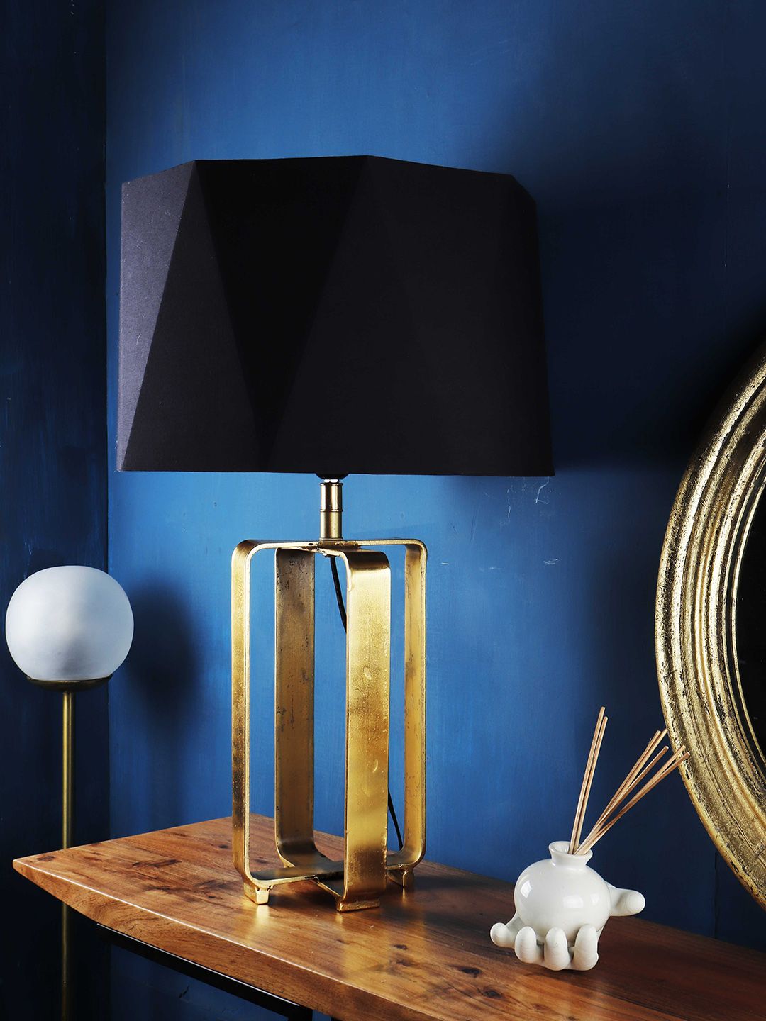 Grated Ginger Black Solid Contemporary Cross Table Lamp Price in India