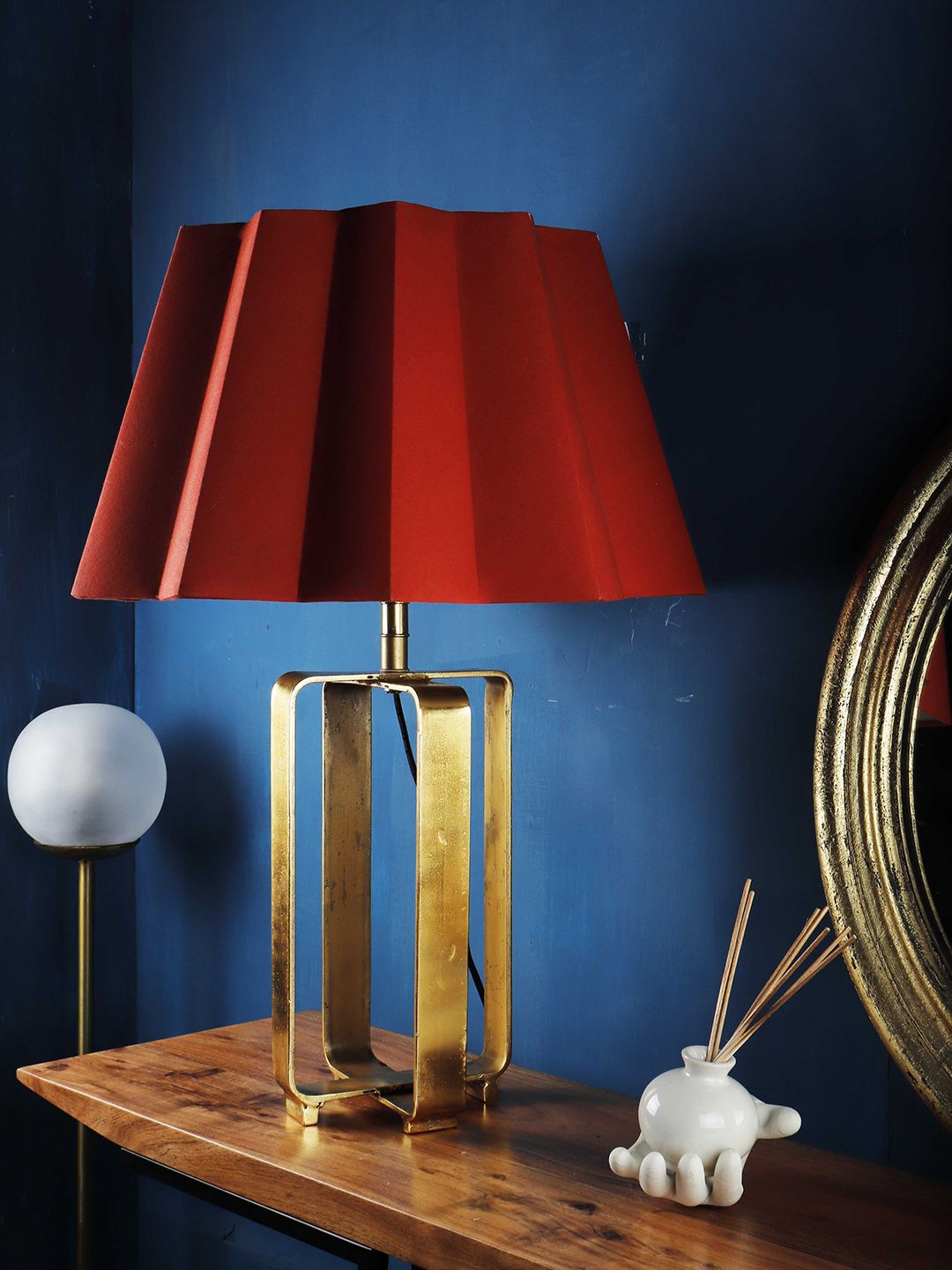Grated Ginger Red Self Design Contemporary Cross Table Lamp Price in India