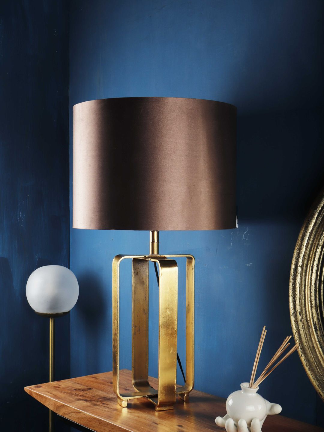 Grated Ginger Copper-Toned Self Design Contemporary Table Lamp with Shade Price in India