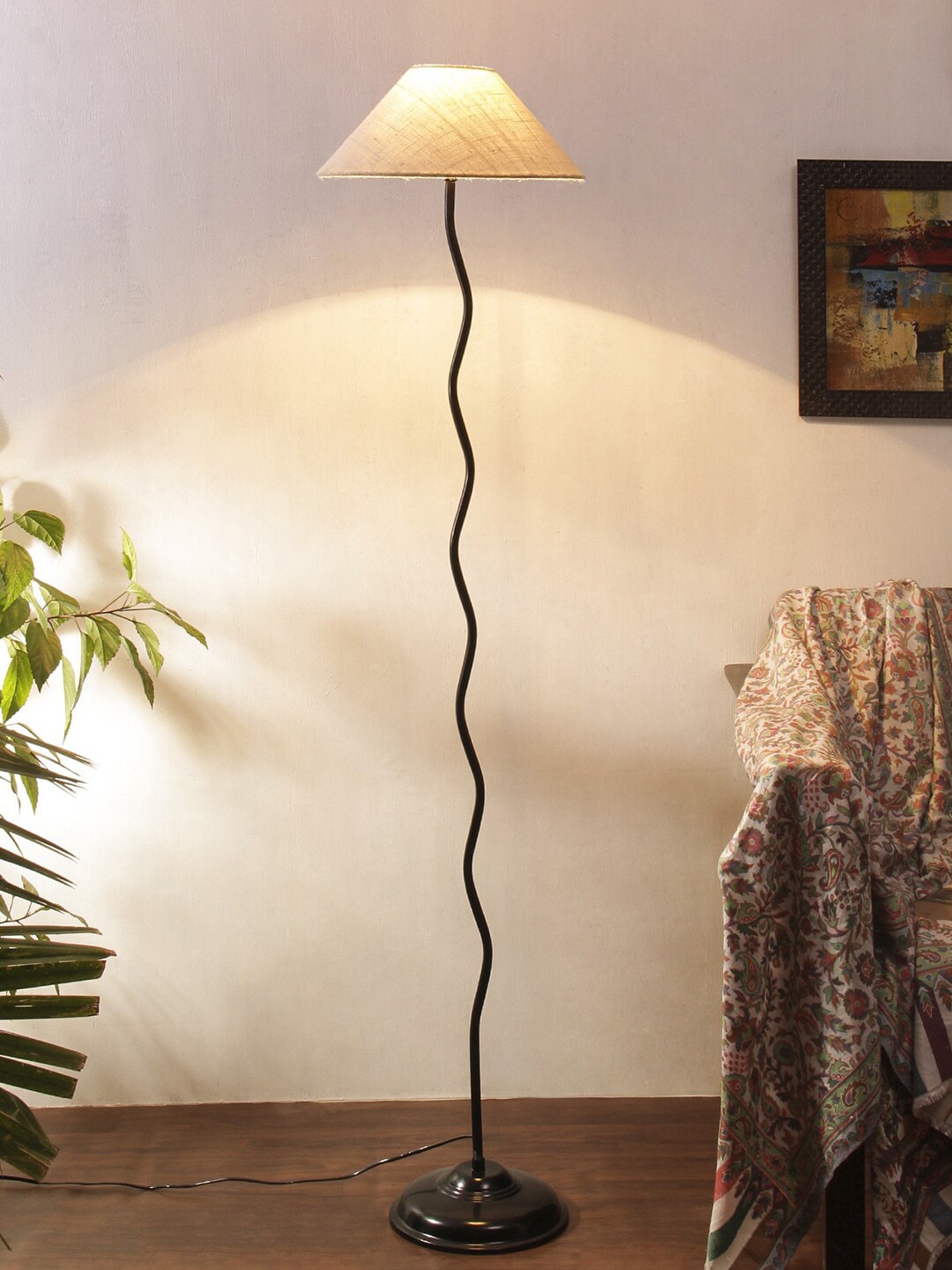 Devansh White & Black Zig Zag Iron Novelty Lamp Price in India