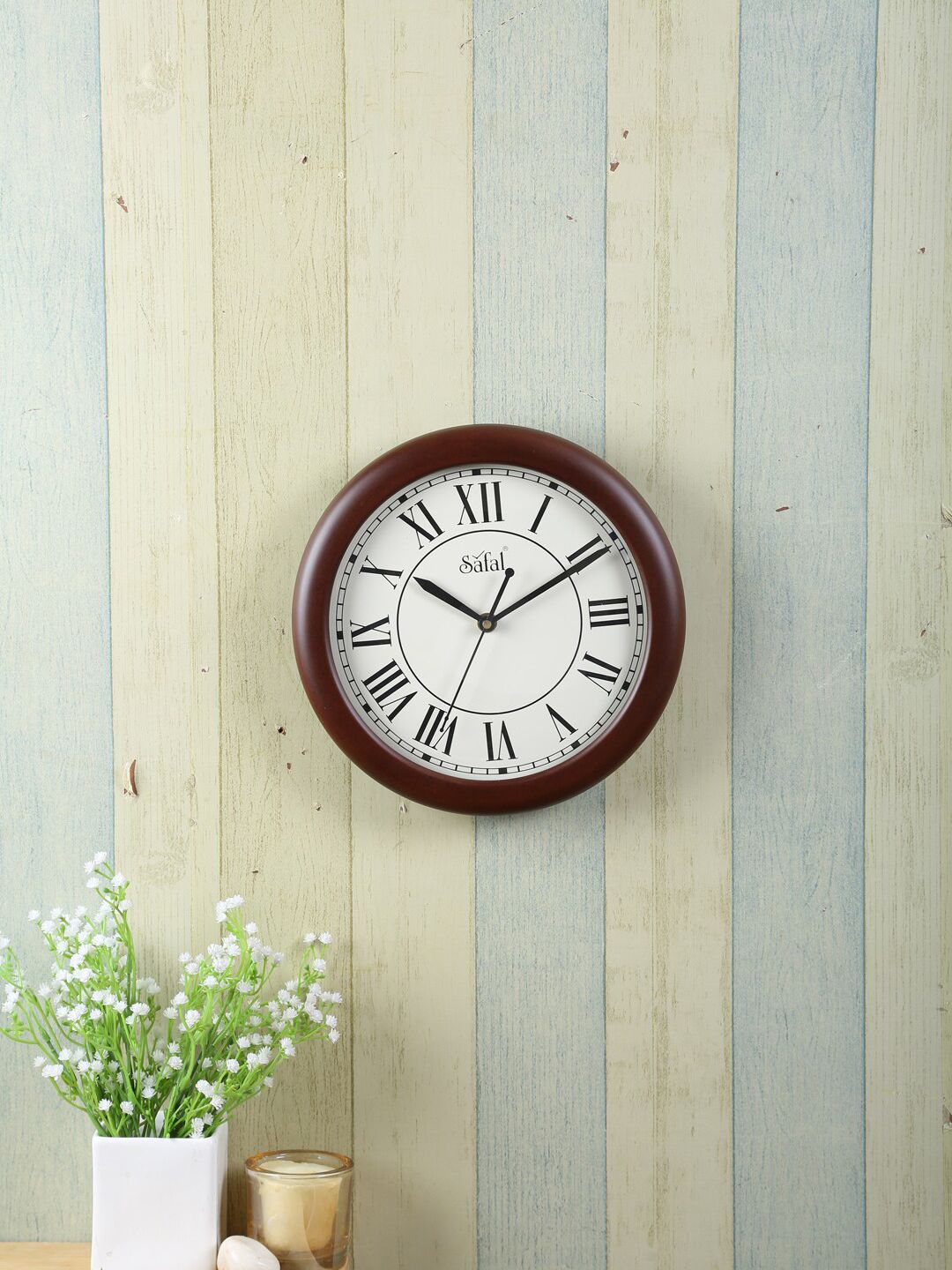 Safal Brown & White Solid Round Wooden Roman Figured Analogue Wall Clock Price in India