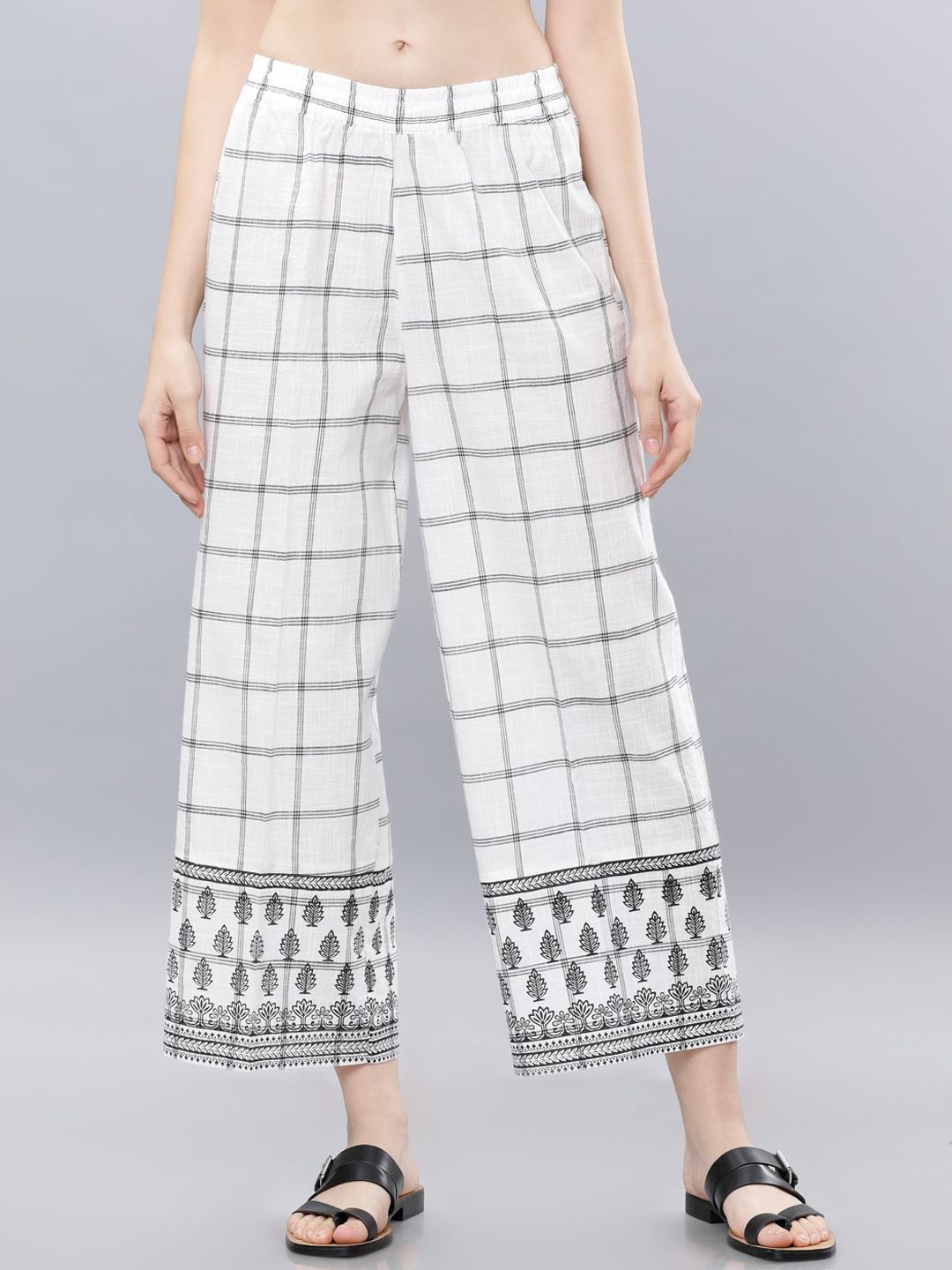 Vishudh Women Off-White & Black Checked Wide Leg Palazzos