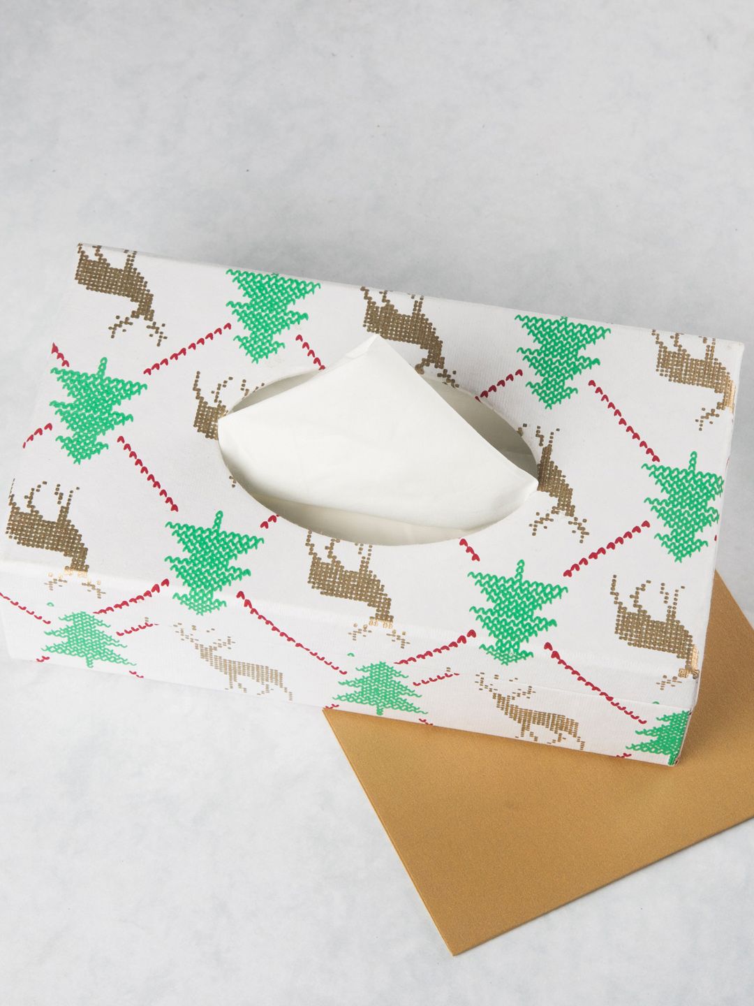 Bigsmall White & Green Self Design Sustainable Christmas Tissue Box Price in India
