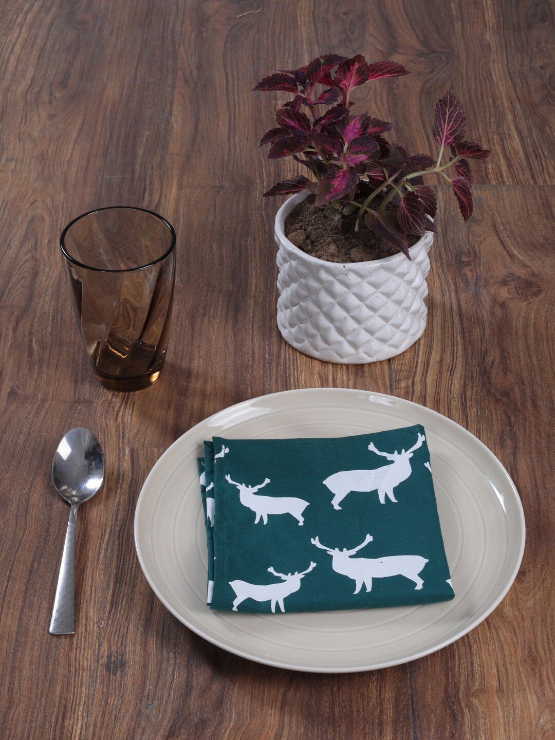 My Gift Booth Set Of 6 Green & White Printed Table Napkins Price in India