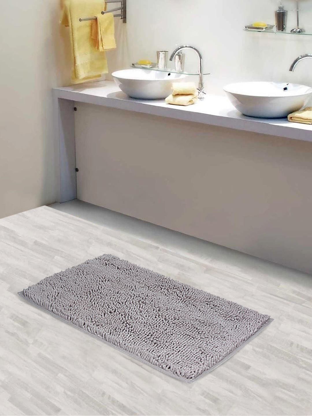 Lushomes Grey Solid Chenille Water Absorbent Bath Mat Price in India