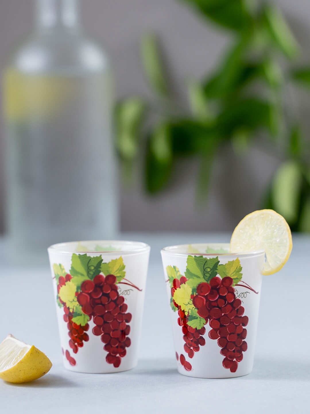KOLOROBIA Set Of 2 White & Green Blushing Grapes Shot Glasses 30 ml Price in India