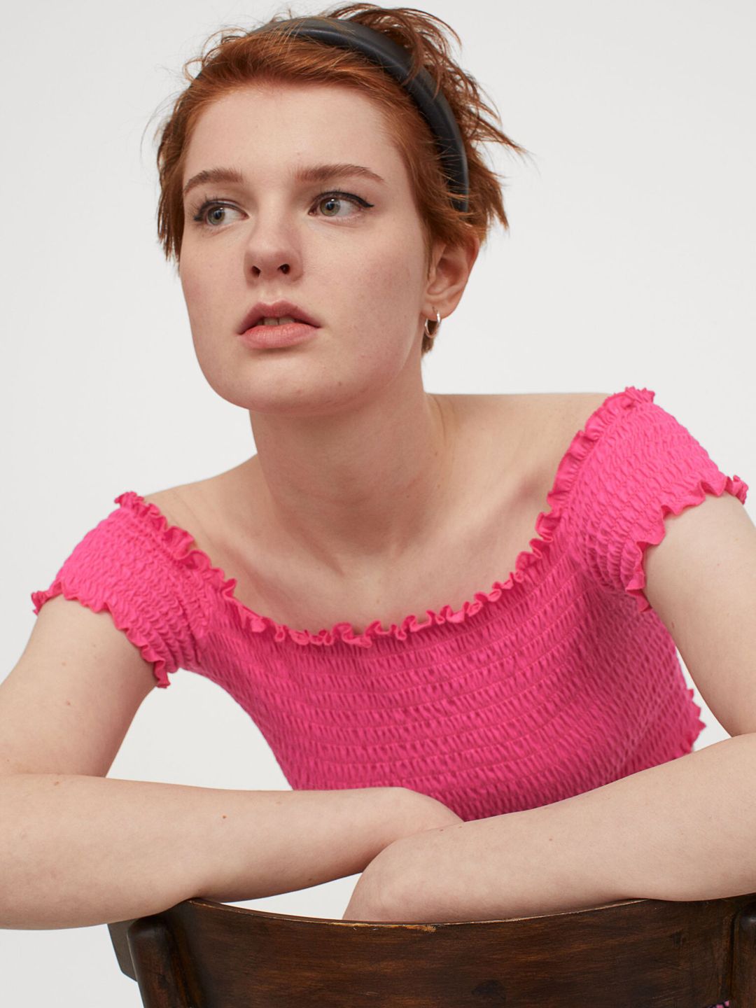 H&M Women Pink Solid Cropped off-the-shoulder top