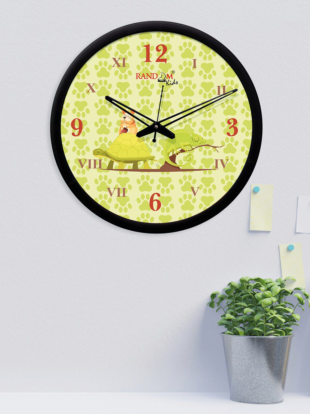 RANDOM Black Round Printed 30.48 cm Analogue Wall Clock Price in India