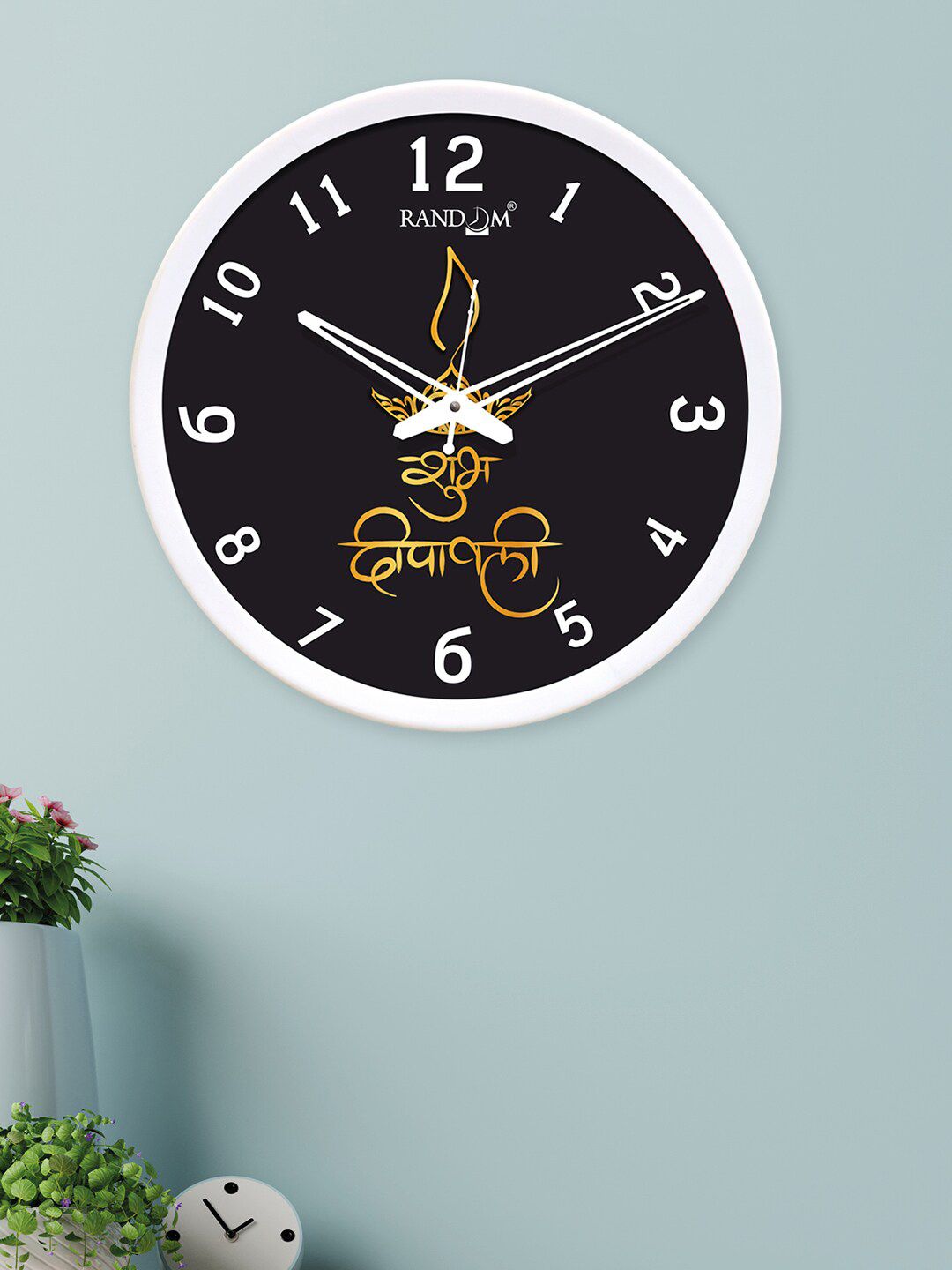 RANDOM Black Round Printed Analogue Wall Clock Price in India